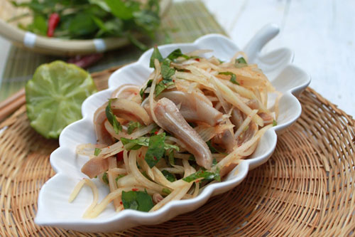 Cách làm món nộm tai lợn với đu đủ xanh tạo món ăn ngon