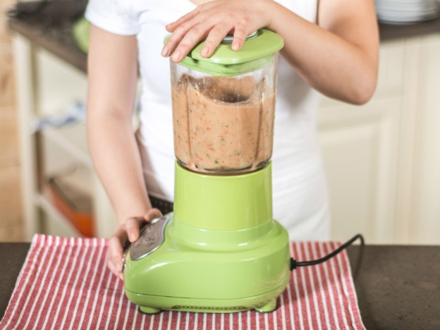 Cách làm món súp lạnh Tây Ban Nha lừng danh