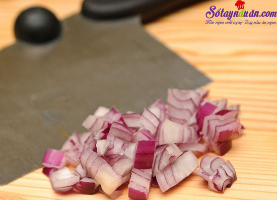 Cách làm món thịt bò băm sốt kem kiểu mới lạ mà ngon