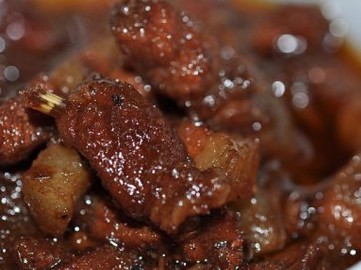 Cách làm món thịt kho mắm ruốc đậm đà hương vị
