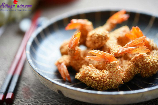 Cách làm món tôm tẩm vừng chiên giòn hấp dẫn