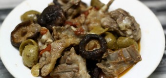 Cách làm món vịt om sấu cho bữa ăn ngon giải nhiệt ngày hè