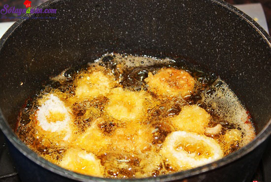 Cách làm mực chiên xù giòn ngon đơn giản tại nhà