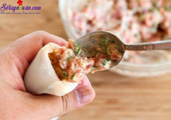 Cách làm mực nhồi thịt chiên giòn thơm ngon hấp dẫn