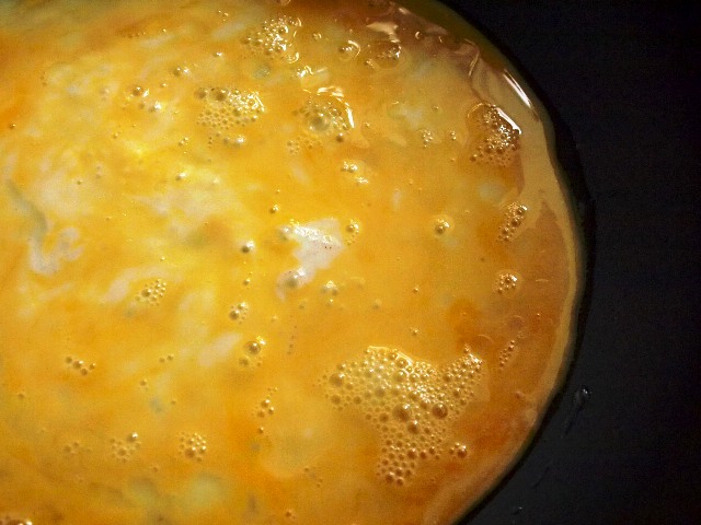 Cách làm muối vừng đơn giản, ngon cơm