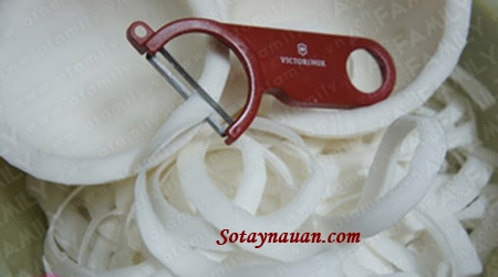 Cách làm mứt dừa thơm bùi béo ngậy đón Tết