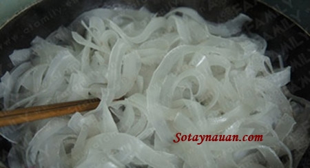 Cách làm mứt dừa thơm bùi béo ngậy đón Tết