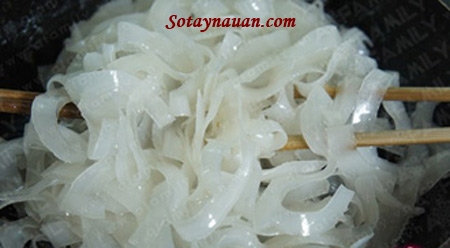 Cách làm mứt dừa thơm bùi béo ngậy đón Tết