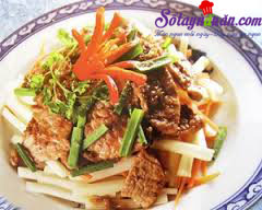 Cách làm ngó sen xào ngon đúng điệu