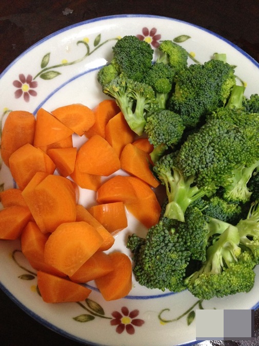 Cách làm nộm rau muống giòn ngon hấp dẫn