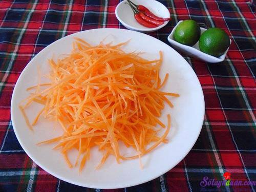 Cách làm nộm xoài rau củ thanh mát ngày hè