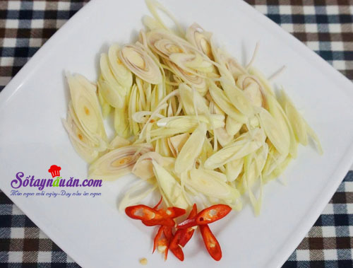 Cách làm ốc xào sả ớt cực thơm và cực giòn