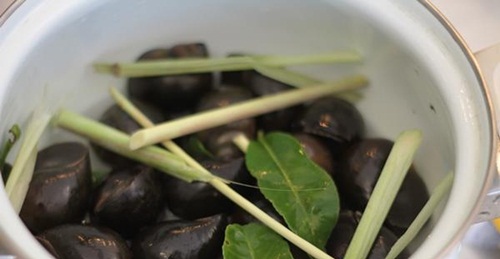 Cách làm ốc xào sả ớt thơm ngon đúng điệu, ngửi thôi cũng thèm