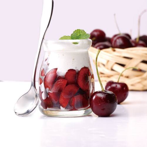 Cách làm panna cotta dâu tây tráng miệng cực ngon