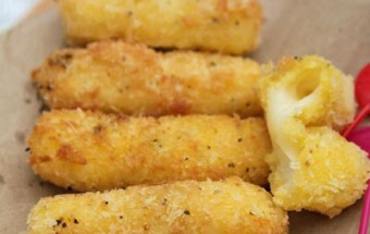 Cách làm phô mai que siêu ngon