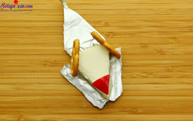 Cách làm phô mai tuần lộc ngộ nghĩnh
