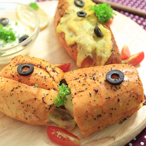 Cách làm pizza ốc quế ngon  độc  lạ khiến giới trẻ phát cuồng chỉ trong 6 bước