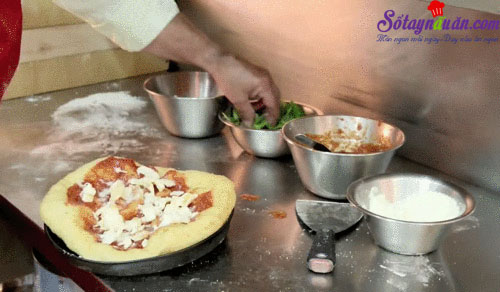 Cách làm pizza rán ngon tuyệt