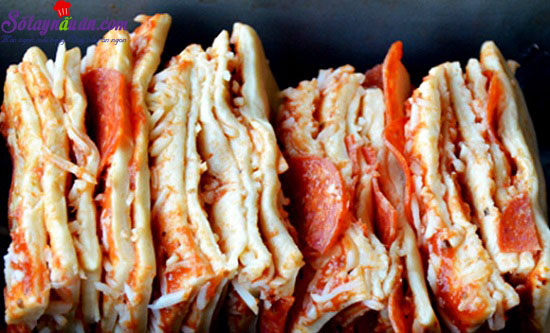 Cách làm pizza xé lớp thơm ngon hấp dẫn