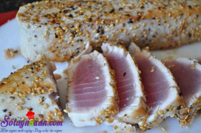 Cách làm salad cá ngừ ngon như ngoài tiệm