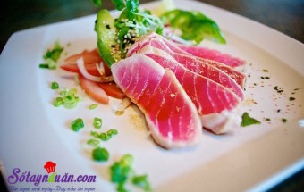 Cách làm salad cá ngừ ngon như ngoài tiệm