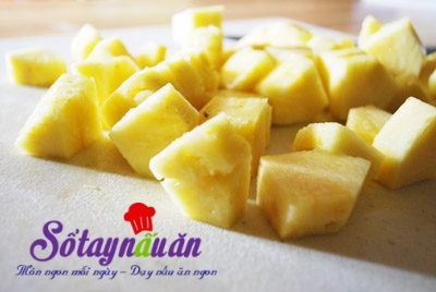 Cách làm sinh tố dứa bạc hà mát lạnh