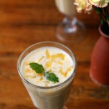 Cách làm sinh tố sữa chua chuối bưởi đã ngon lại đẹp mắt