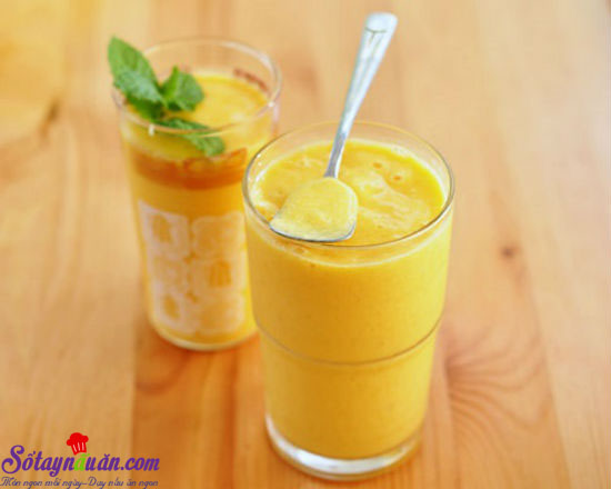 Cách làm sinh tố xoài sữa tươi bổ dưỡng tại nhà