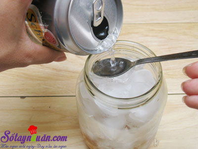 Cách làm soda vị caramel mát lạnh ngon tuyệt cú mèo