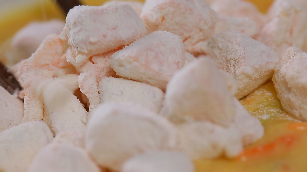 Cách làm sữa chua xoài ngon mê ly đón nắng về