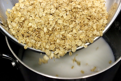 Cách làm sữa đậu nành bằng máy xay sinh tố tại nhà