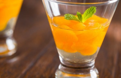 Cách làm sữa lắc trái cây thơm ngon bổ dưỡng, uống là hao