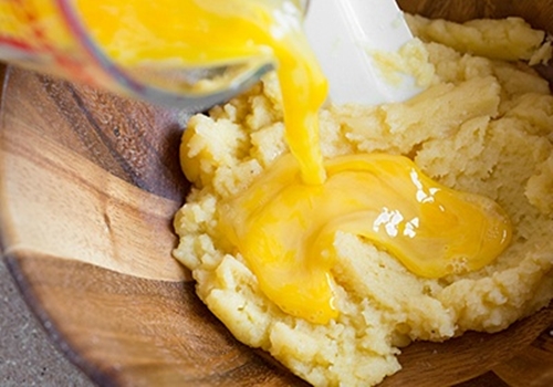 Cách làm sữa tươi chiên giòn ngon, lạ mắt ngay tại nhà