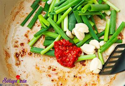 Cách làm sườn hầm xốt đậu đen ngon không thể cưỡng lại