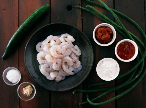 Cách làm sườn sốt trứng muối ngọt bùi mê ly