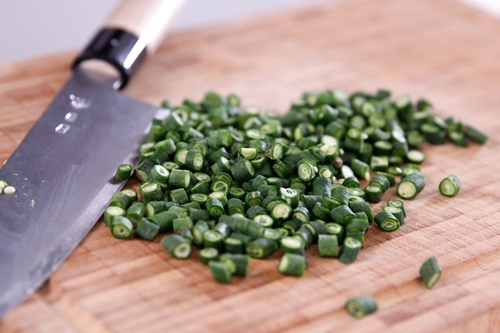 Cách làm sườn sốt trứng muối ngọt bùi mê ly