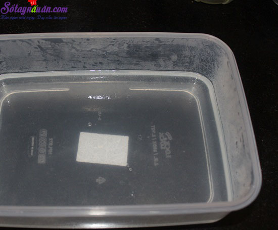 Cách làm thạch dừa lá dứa thơm ngon mát rượi