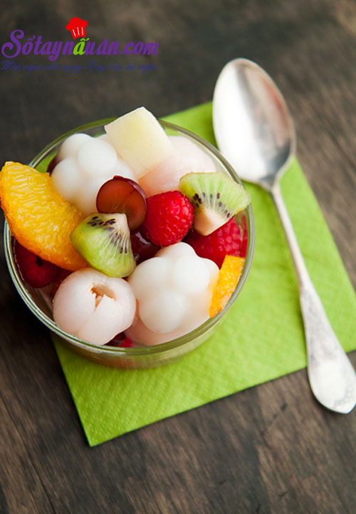 Cách làm thạch hạnh nhân trộn hoa quả ngon mê mẩn
