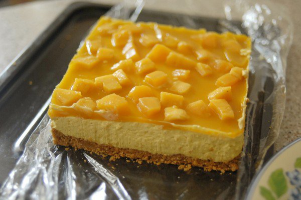 Cách làm thạch rau câu lá dứa thanh mát cực đơn giản