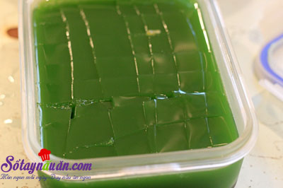 Cách làm thạch trà xanh trái cây giải nhiệt mùa hè