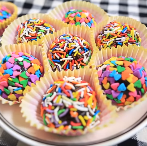 Cách làm thăn lợn cuộn xoài chiên xù giòn tan, mới lạ, ngon đến từng miếng