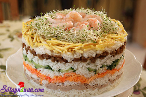 Cách làm tháp cơm sushi 8 tầng lạ, ngon, dễ làm