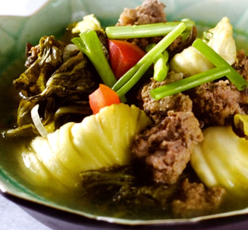 Cách làm thịt ba chỉ xào chua ngọt đậm đà, đưa cơm bữa chiều