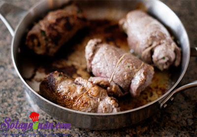 Cách làm thịt bò cuộn braciole ăn với pasta kiểu Ý ngon tuyệt