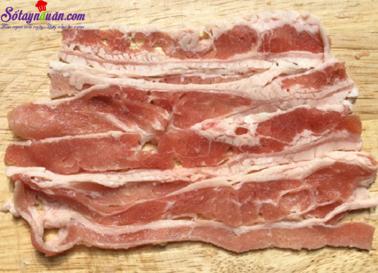 Cách làm thịt bò cuốn ngô non ngon tuyệt