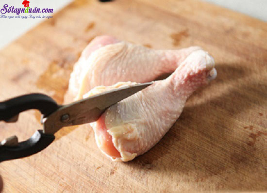 Cách làm thịt đùi gà chiên mới lạ đưa cơm