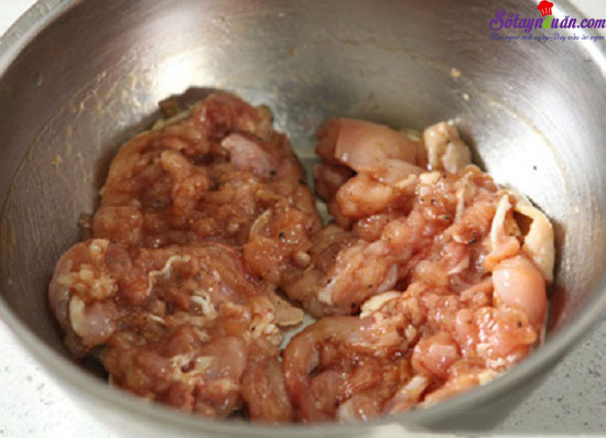 Cách làm thịt đùi gà chiên mới lạ đưa cơm