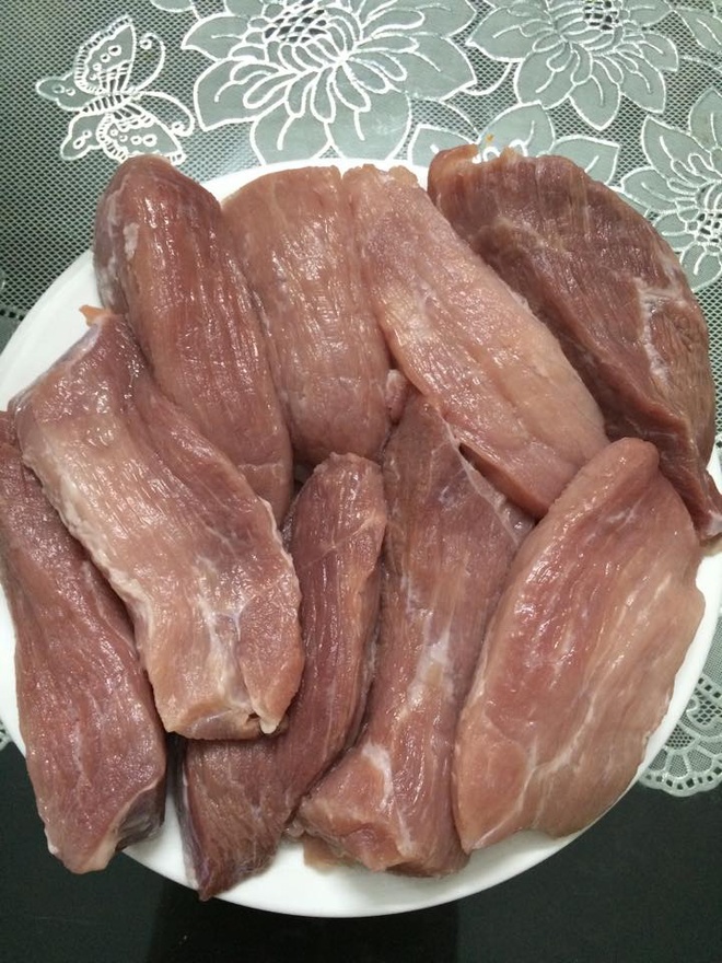 Cách làm thịt lợn giả bò khô thơm ngon ngay tại nhà