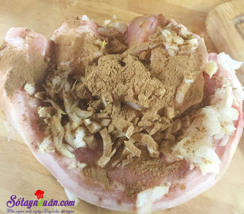 Cách làm thịt tẩm húng lìu áp chảo siêu ngon