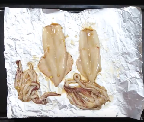 Cách làm thịt xiên xá xíu vàng rụm thơm ngất ngây, ngon hơn ngoài hàng